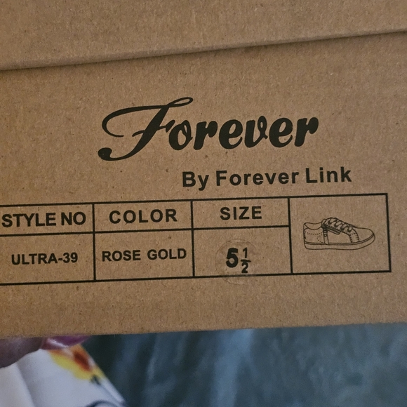 Forever Link Gold Glitter Sneakers - Picture 8 of 8